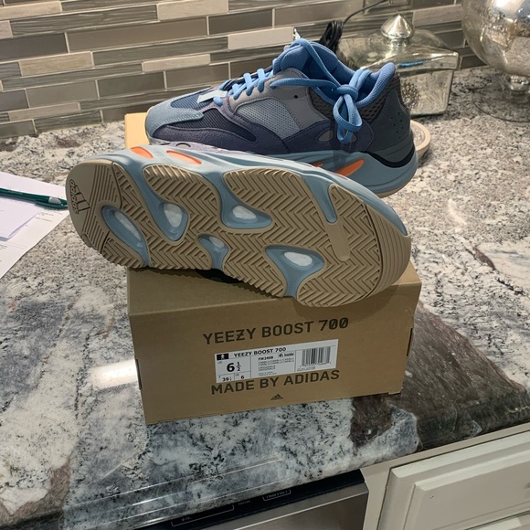 Adidas Yeezy Boost | 700 Carbon Blue - Picture 8 of 10